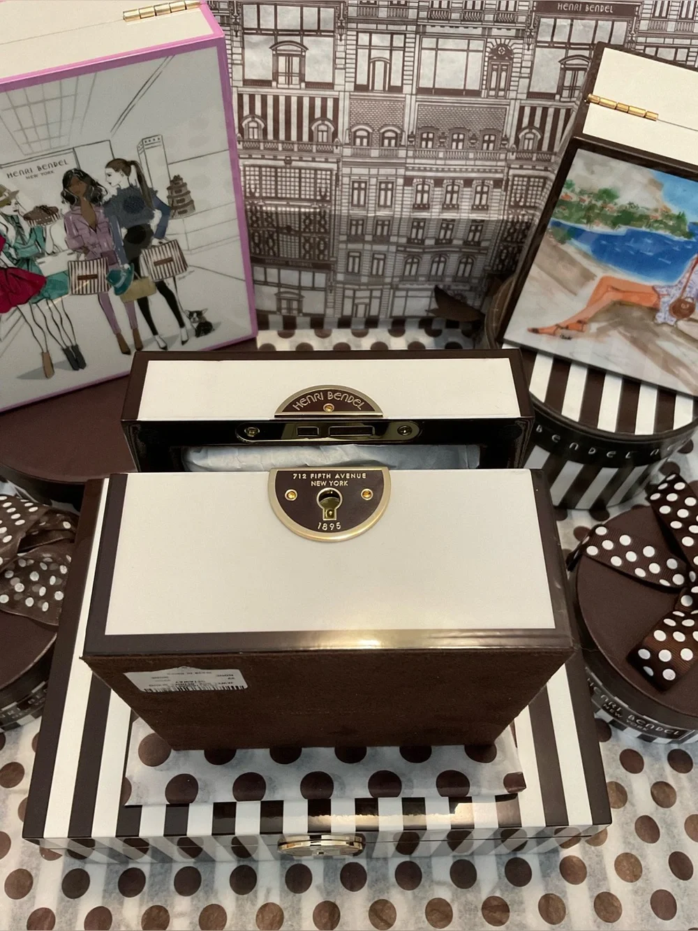 henri bendel nwt never